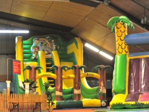 Hüpfburg in der Kinderspielwelt Lufti