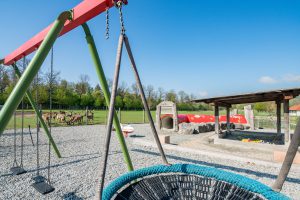 Spielplatz2-klein-300x200